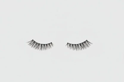 Cat Eye Day & Night Duo day lashes top view