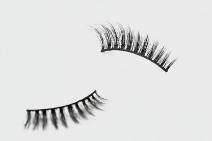 Cat Eye Day & Night Duo night lashes close up