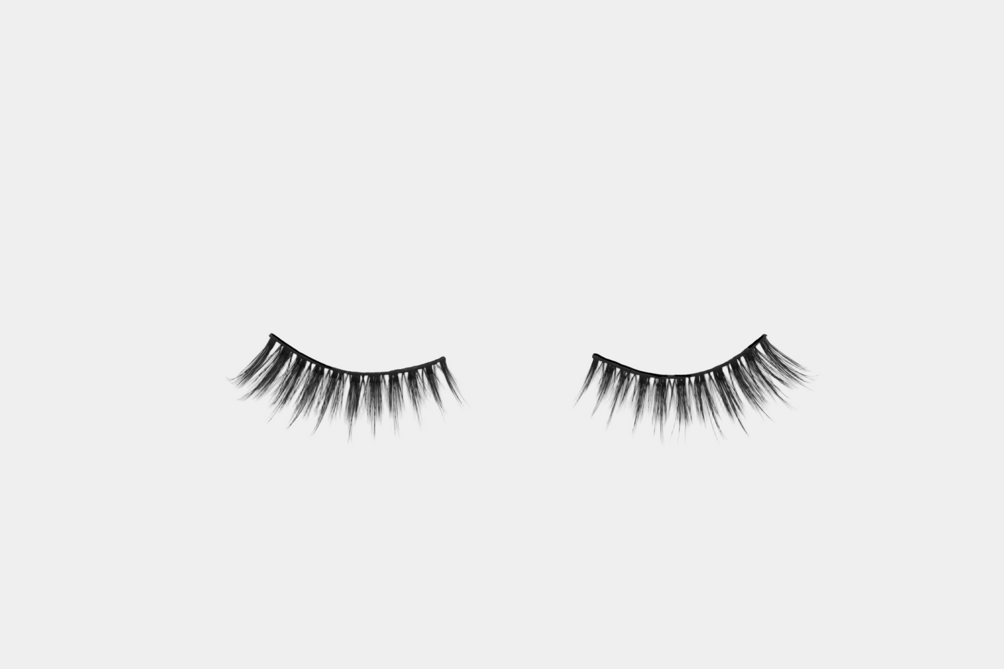 Day & Night Duo Cat Eye night lashes – top view